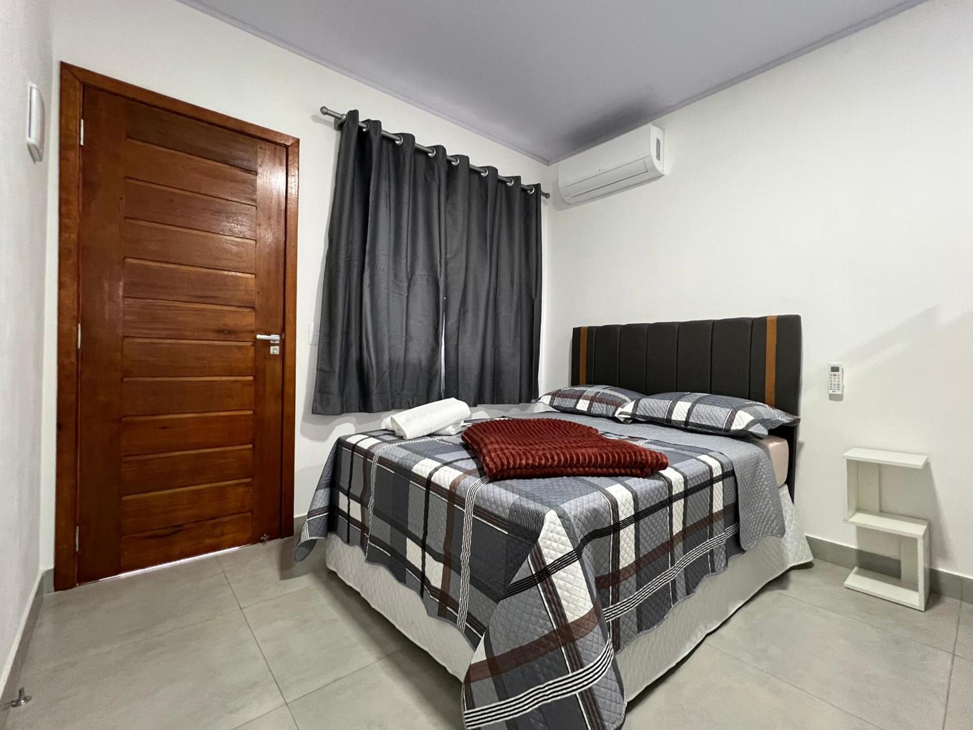 Suzena Homestay *